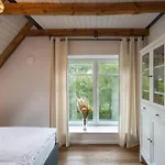 Traumhafte Am Park, Großer Balkon, Voll Ausgestattete Küche, Schreibtisch, Wifi, Smart Tv, Carport, Wallbox, Fahrräder Apartment Scheessel