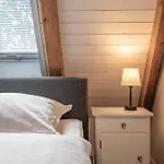 Traumhafte Am Park, Großer Balkon, Voll Ausgestattete Küche, Schreibtisch, Wifi, Smart Tv, Carport, Wallbox, Fahrräder * Scheessel