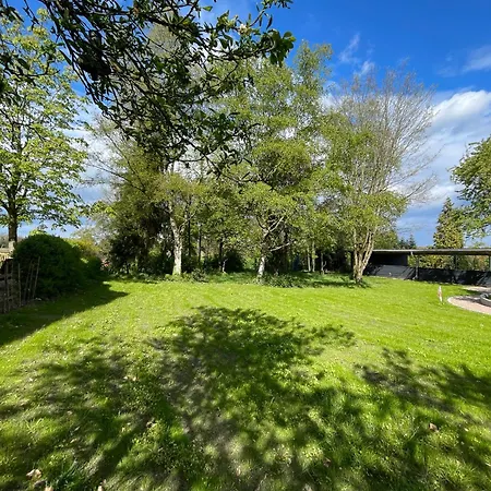 Apartamento Traumhafte Am Park, Großer Balkon, Voll Ausgestattete Küche, Schreibtisch, Wifi, Smart Tv, Carport, Wallbox, Fahrräder Scheessel