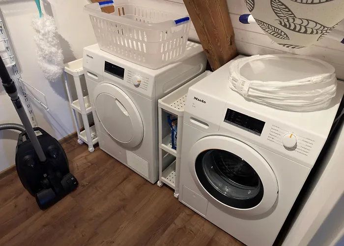 Apartamento Traumhafte Am Park, Großer Balkon, Voll Ausgestattete Küche, Schreibtisch, Wifi, Smart Tv, Carport, Wallbox, Fahrräder Scheessel