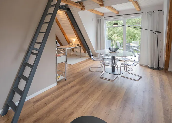 Apartmán Traumhafte Am Park, Grosser Balkon, Voll Ausgestattete Kueche, Schreibtisch, Wifi, Smart Tv, Carport, Wallbox, Fahrraeder *