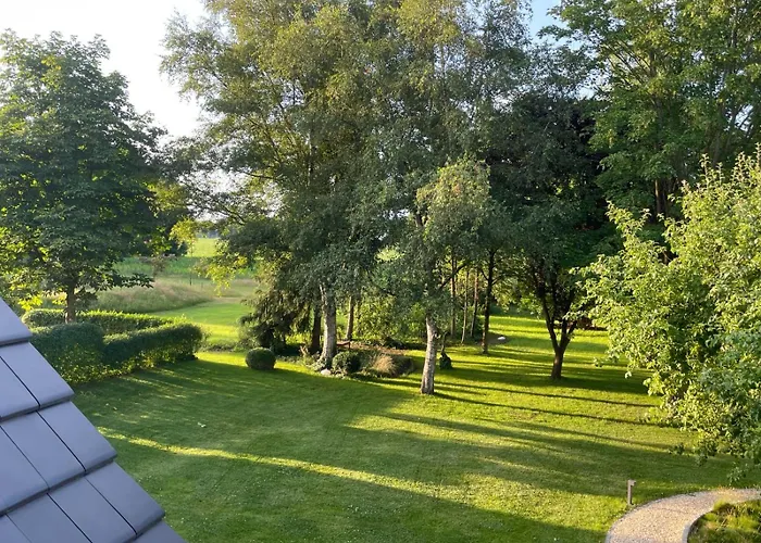 Traumhafte Am Park, Grosser Balkon, Voll Ausgestattete Kueche, Schreibtisch, Wifi, Smart Tv, Carport, Wallbox, Fahrraeder Διαμέρισμα